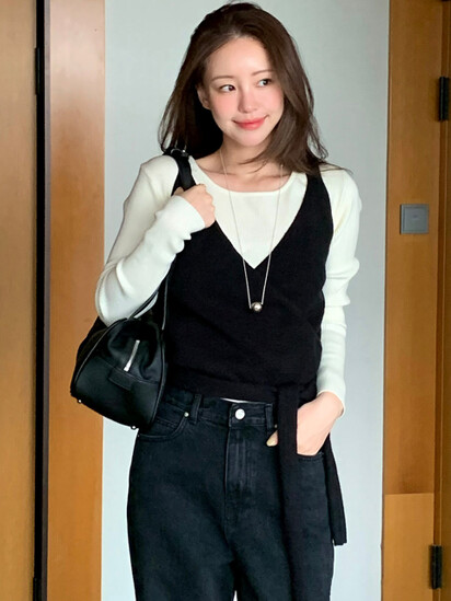 언에디트 O Muse Wrap Bustier Knit_2colors